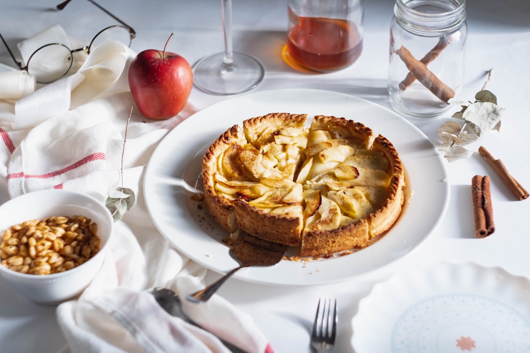 Apple Pie Protein Cheesecake