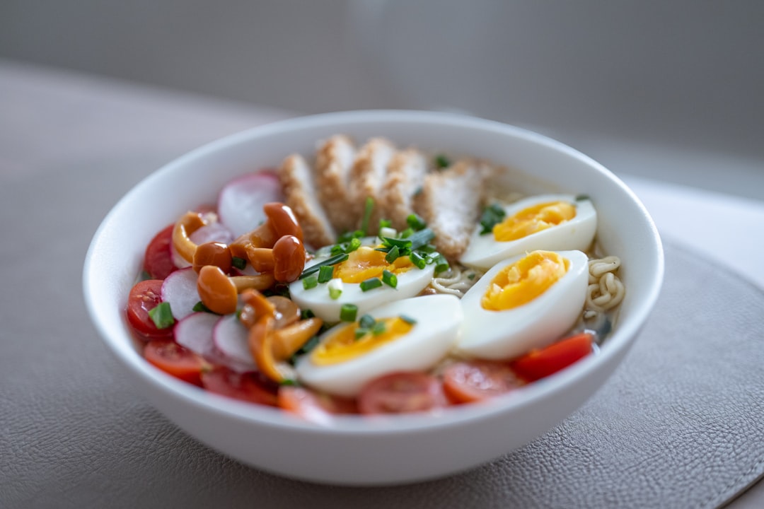 Chicken & rice breakfast bowl
