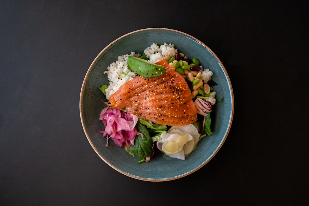 Salmon & quinoa bowl