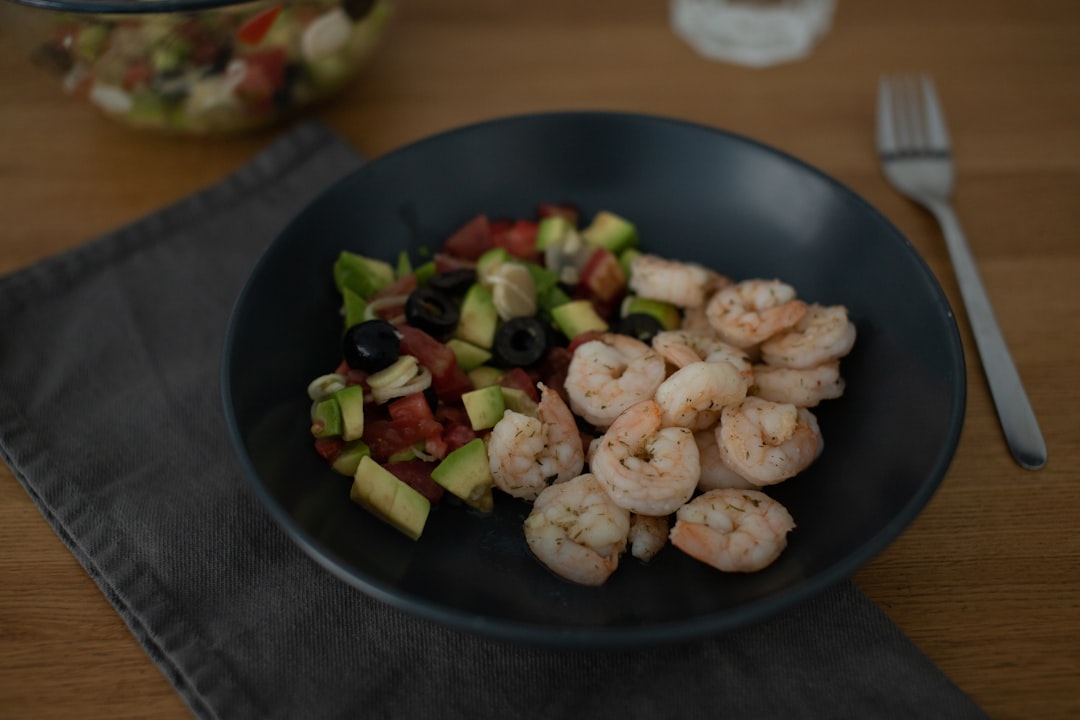 Shrimp & avocado salad